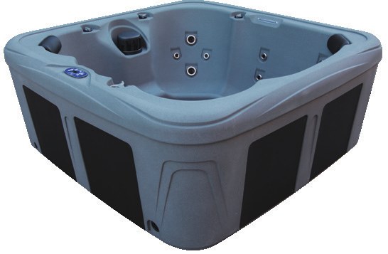 WeeSpa Grand Nord spa jacuzzi 7 places le plus grand modèle WeeSpa — vue extérieure terrasse panoramique, coque polyéthylène rotomoulé